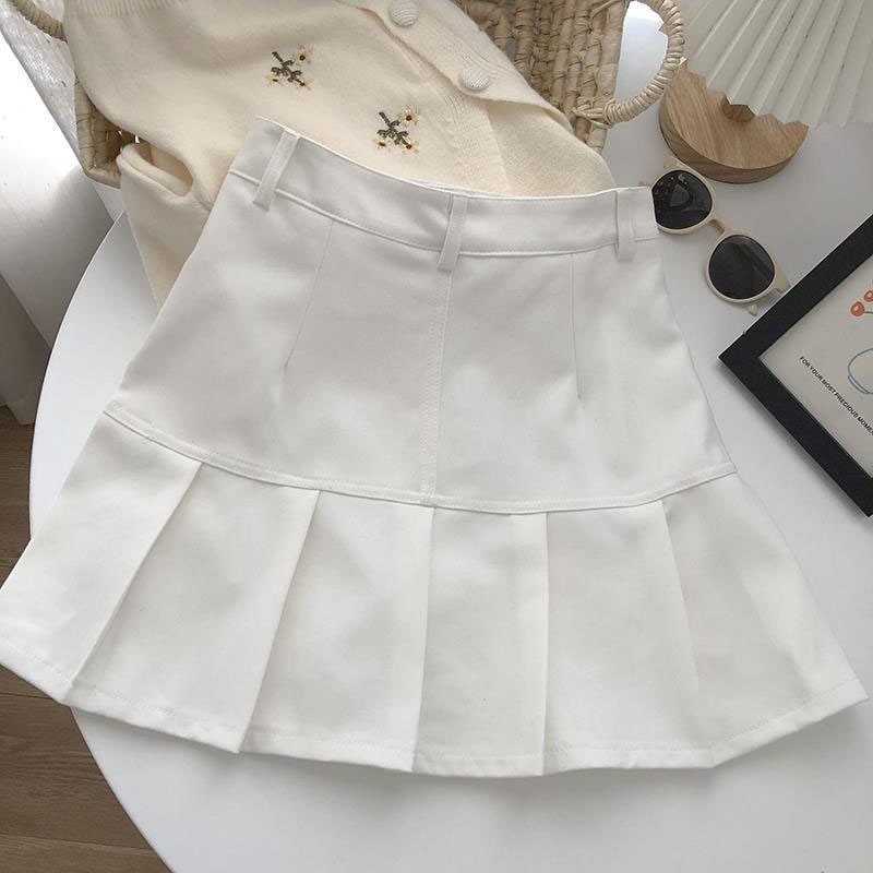 Pleated Skirt