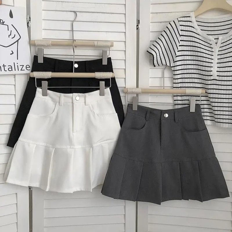 Pleated Skirt