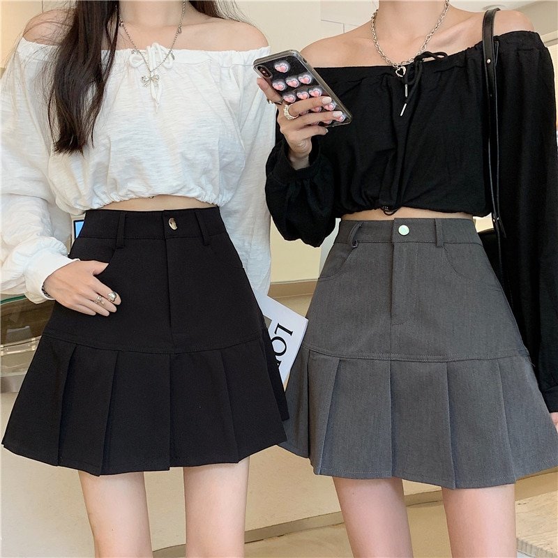 Pleated Skirt