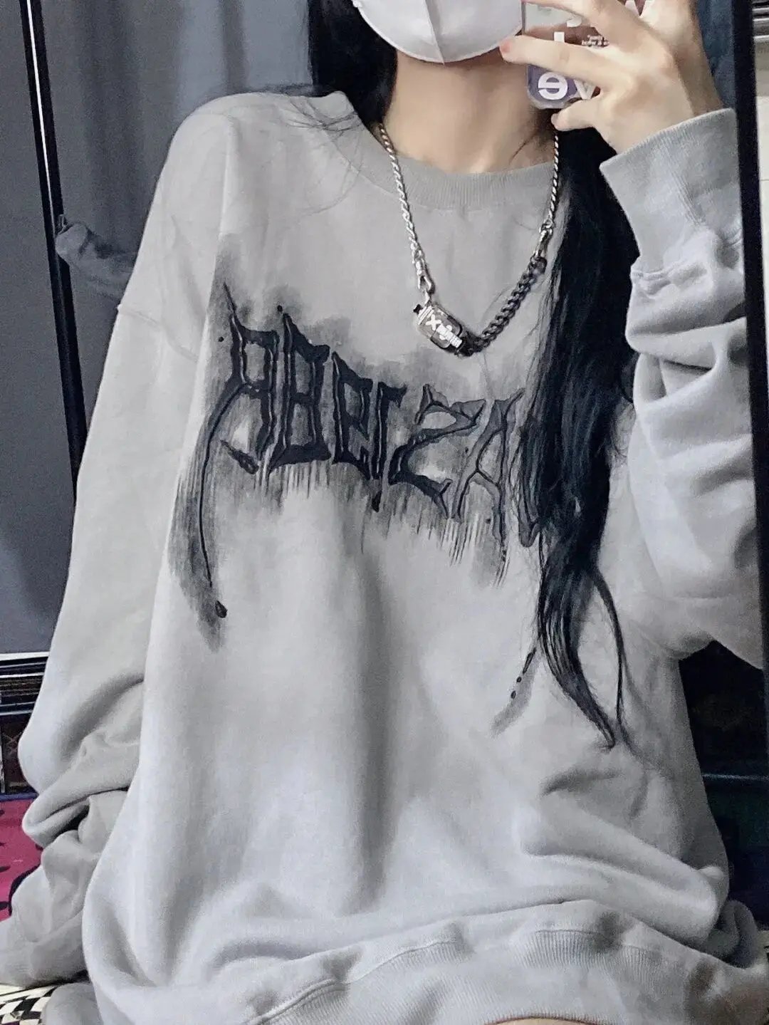 Grunge Graphic O-neck Hoodies