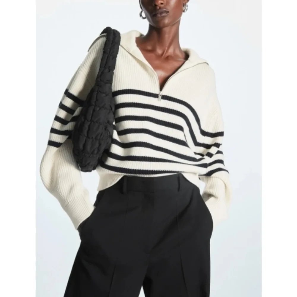 Turtleneck Loose Lapel Striped Knitwear