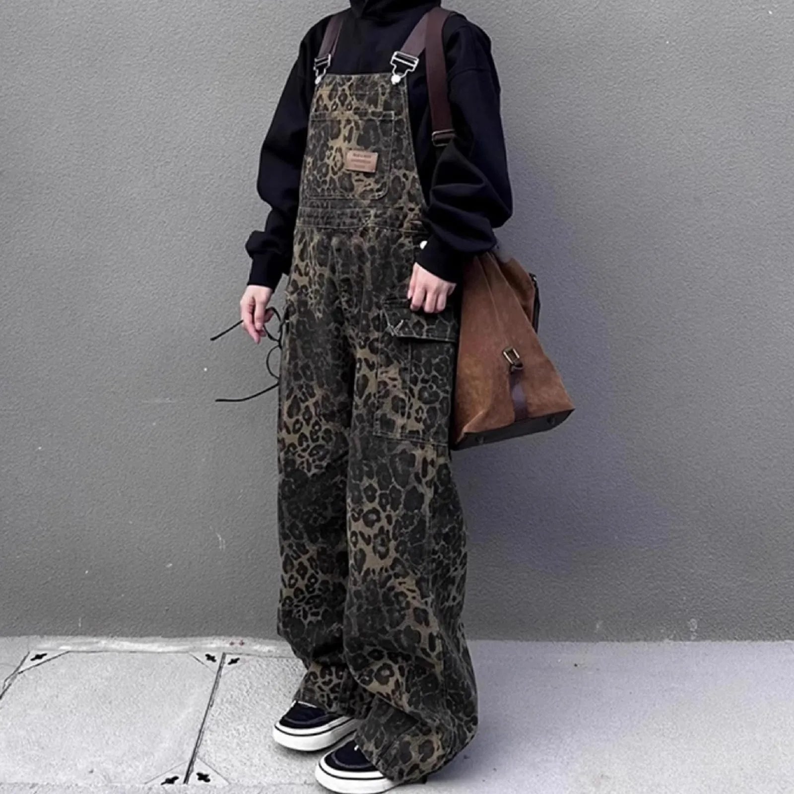 Versatile Wide-Leg Leopard Print Overalls