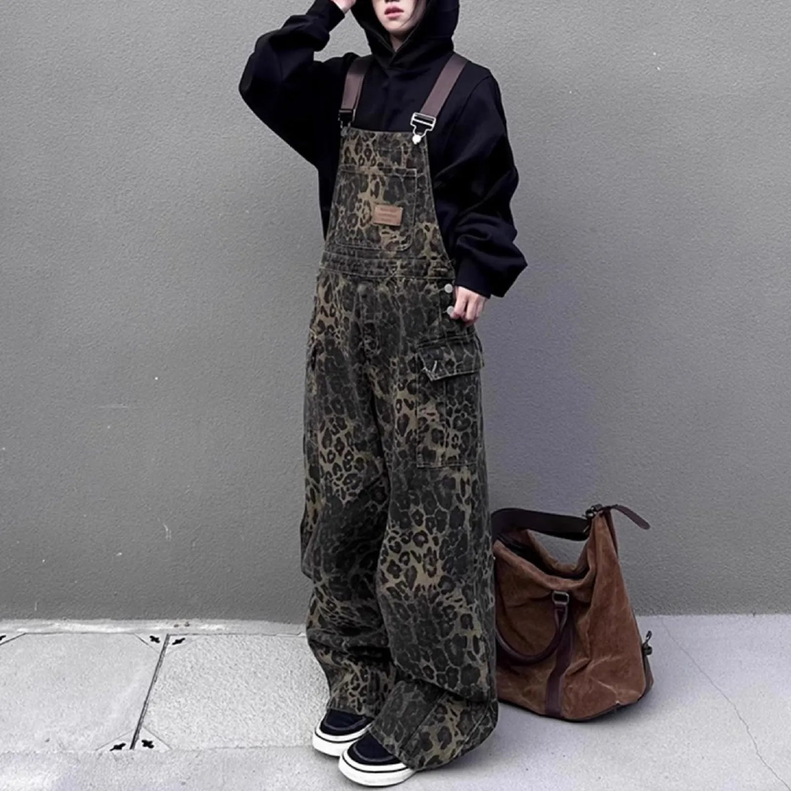 Versatile Wide-Leg Leopard Print Overalls