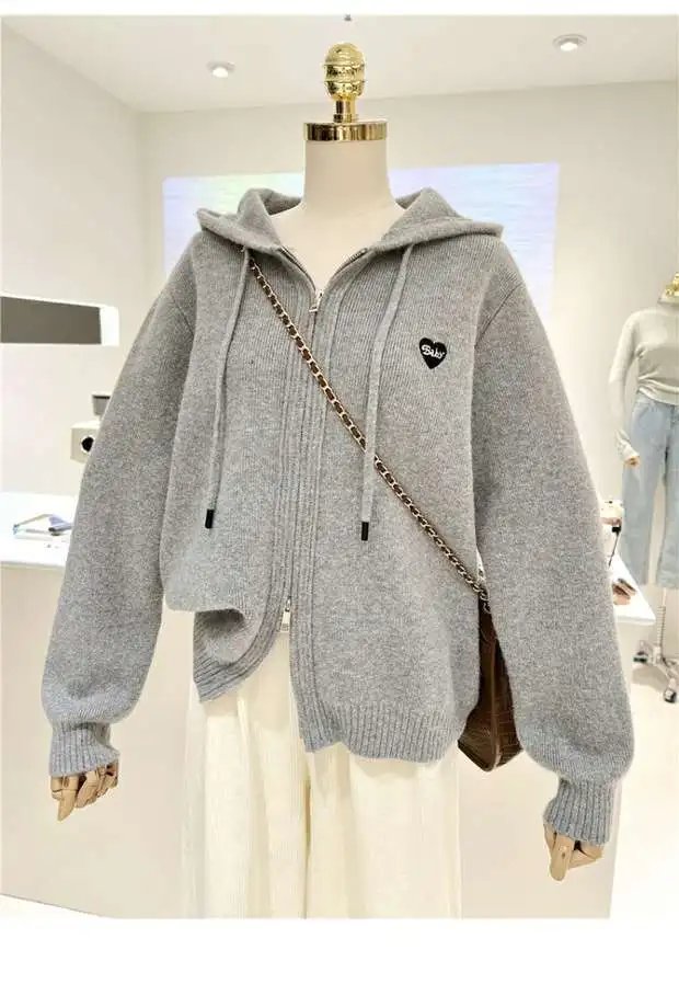 Embroidery Heart Hooded Knitted Cardigan Embroidery Heart Hooded Knitted Cardigan