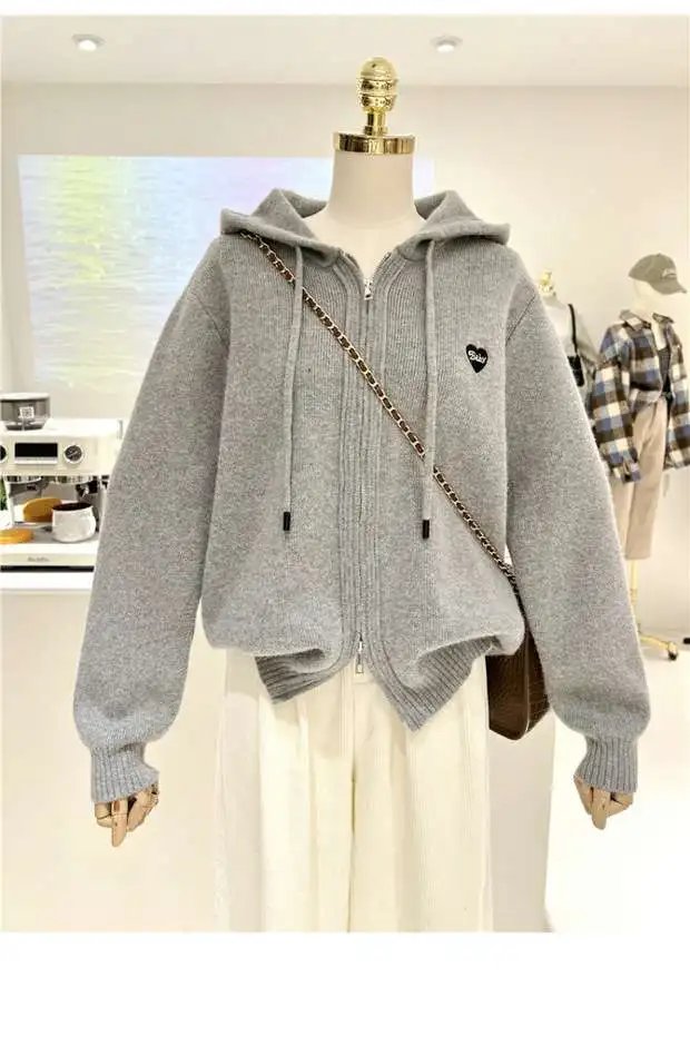 Embroidery Heart Hooded Knitted Cardigan Embroidery Heart Hooded Knitted Cardigan