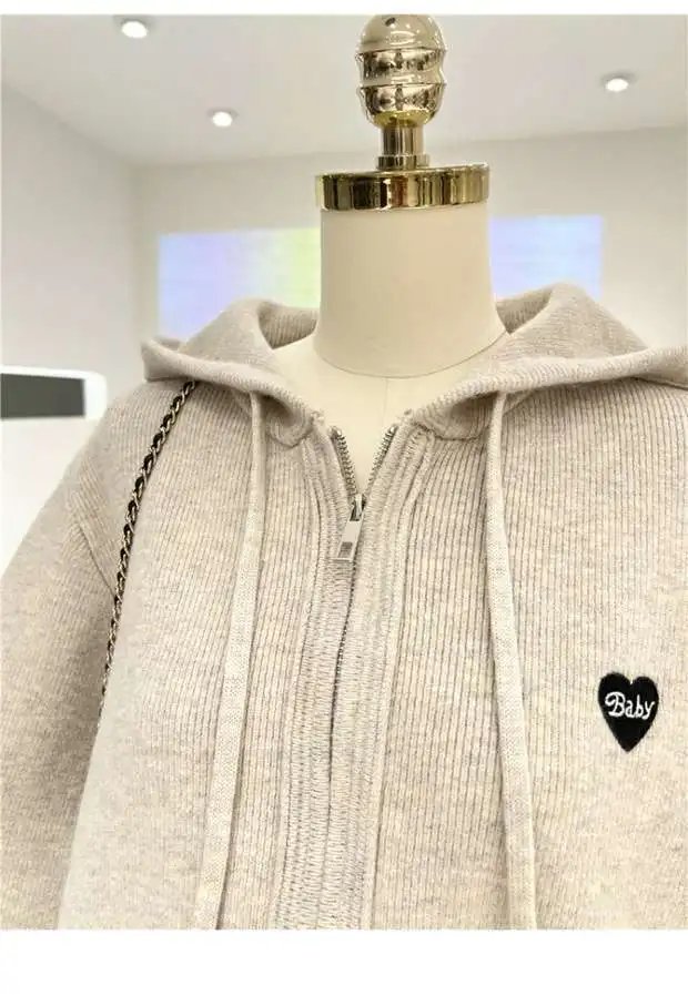 Embroidery Heart Hooded Knitted Cardigan Embroidery Heart Hooded Knitted Cardigan