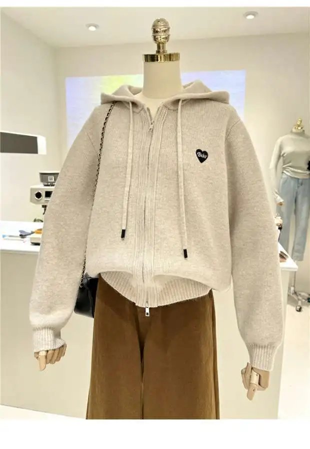 Embroidery Heart Hooded Knitted Cardigan Embroidery Heart Hooded Knitted Cardigan