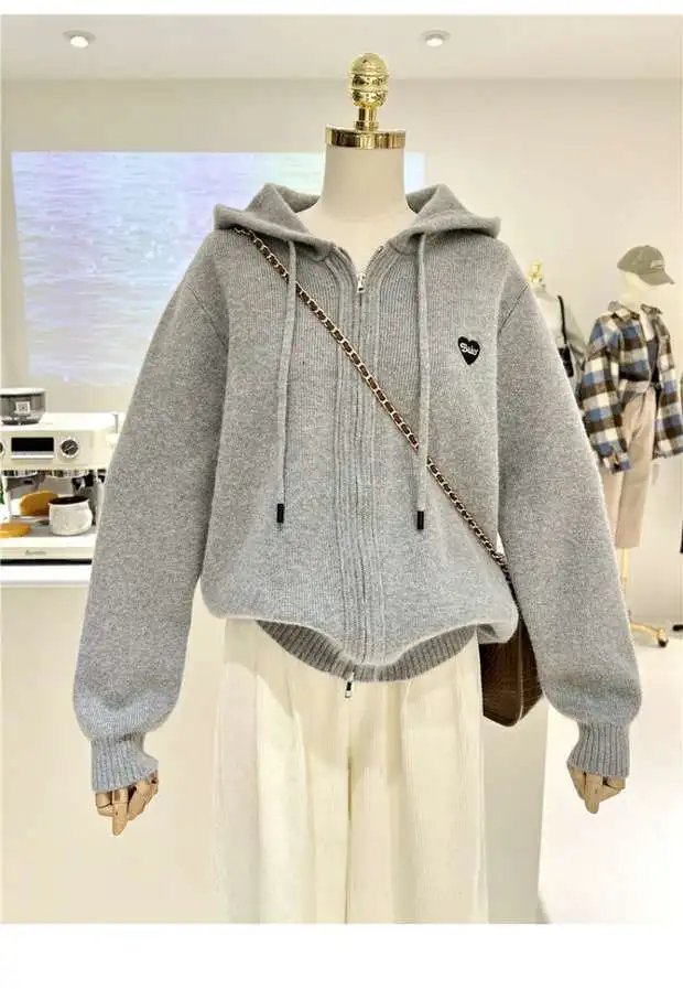 Embroidery Heart Hooded Knitted Cardigan Embroidery Heart Hooded Knitted Cardigan