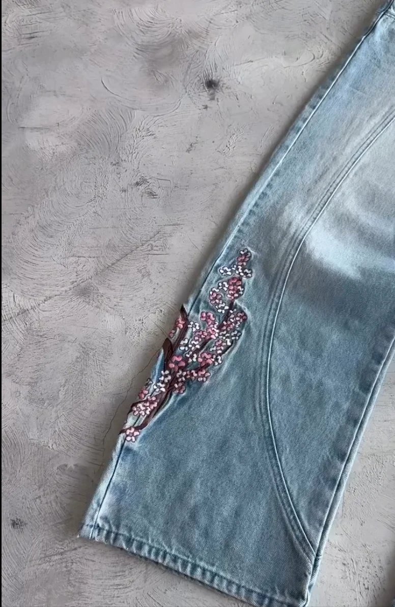 Vintage Cherry Blossom Knight Embroidery jeans Vintage Cherry Blossom Knight Embroidery jeans