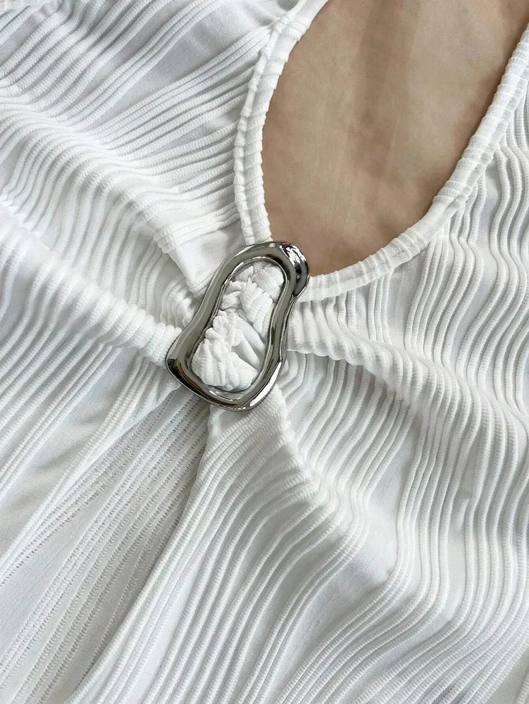 Y2K backless crop top Y2K backless crop top